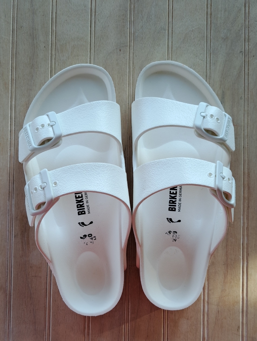 NWOT Birkenstock Arizona EVA White Double Buckle Waterproof Kids Sandals